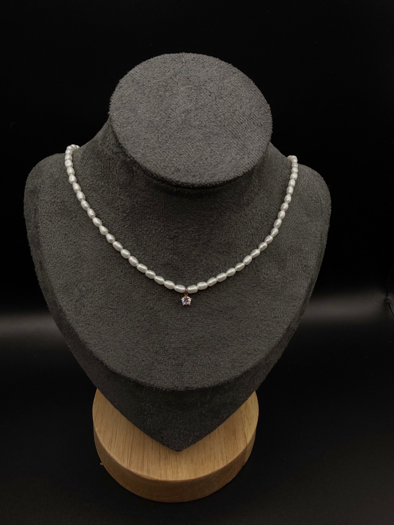 Perlenkette mit Zirkonia — YAROGO